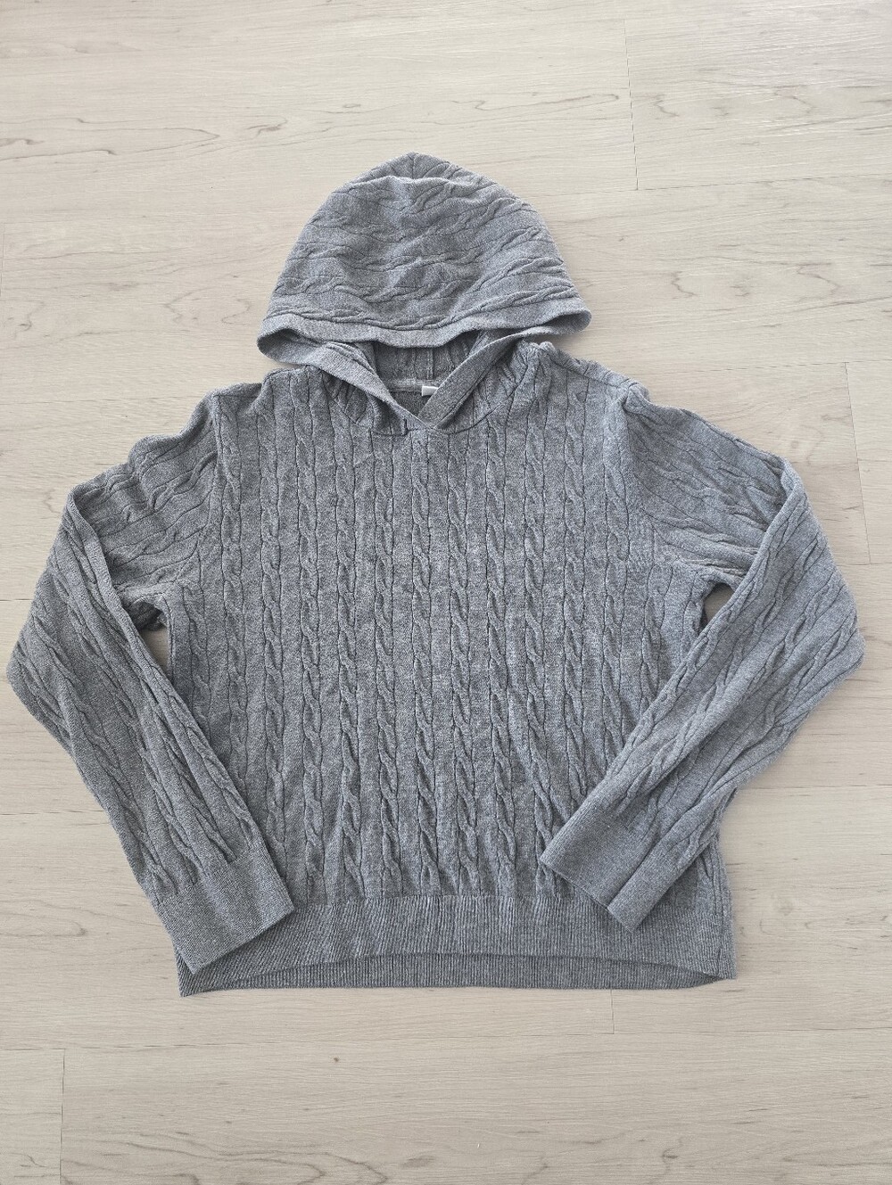 Uniqlo Gray Cable Knit Hoodie Sweater Women's Large Pullover Soft Casual